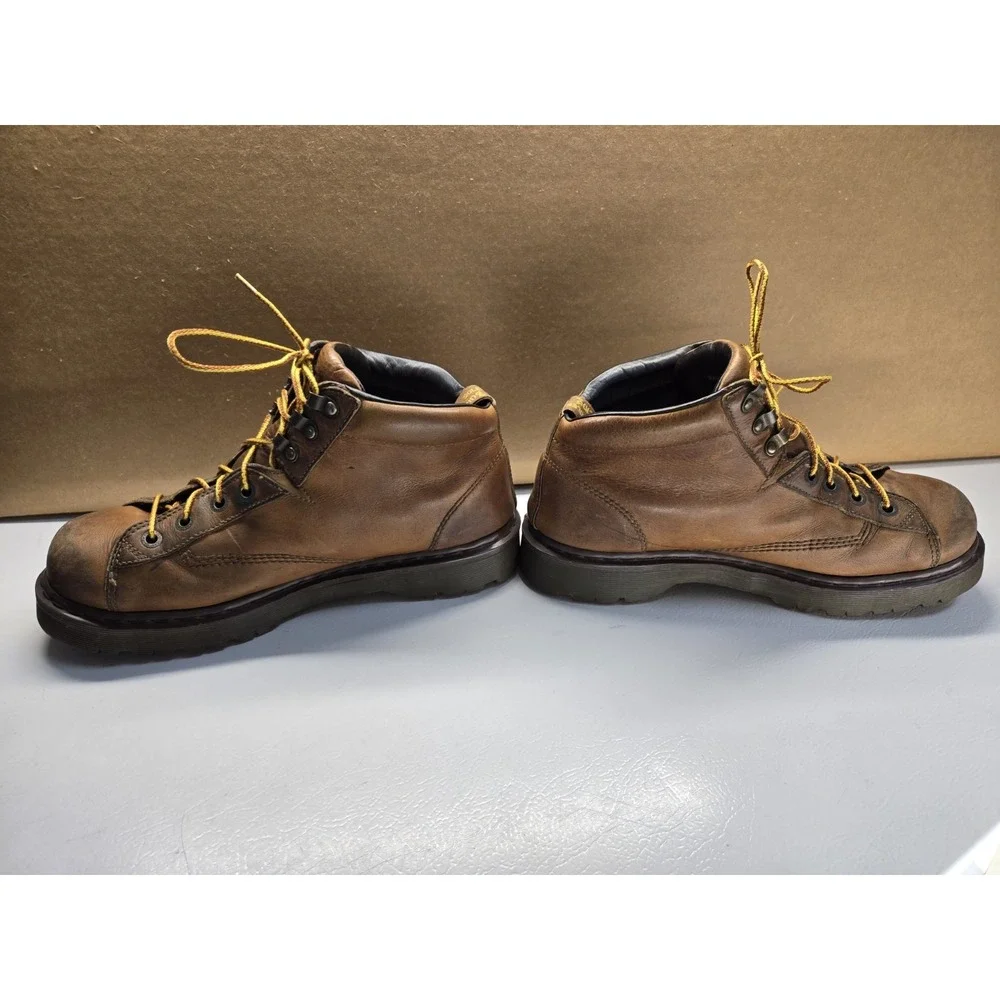 Dr. Martens dm 11